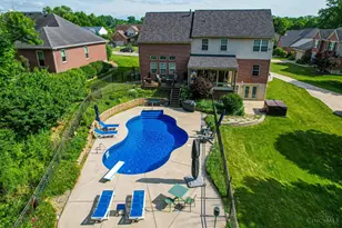 5945 Brierly Ridge Dr, Green Township, OH 45247 - Photo 7