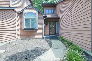1047 Golfview Rd, Middletown, OH 45042 - Photo 3