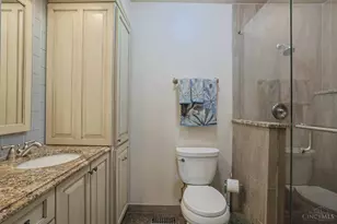 1081 Oysterbay Dr, Anderson Township, OH 45255 - Photo 21