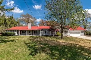 7926 Normandy Ln, Centerville, OH 45459 - Photo 1