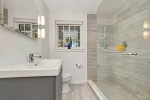 308 Indian View Dr, Miami Township, OH 45140 - Photo 15