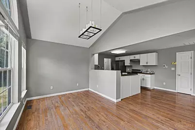 6423 Riverbend Drive, Clayton, OH 45415 - Photo 9