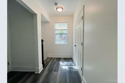 10 Clinton Springs Lane, Cincinnati, OH 45217 - Photo 13