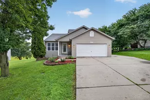 6924 Beagle Dr, Fairfield Township, OH 45011 - Photo 1