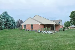 1208 Mals Way, Miamisburg, OH 45342 - Photo 39
