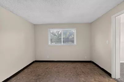 8587 Daly Road, Springfield Township, OH 45231 - Photo 15