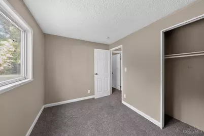 8587 Daly Road, Springfield Township, OH 45231 - Photo 19