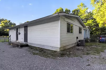 8587 Daly Road, Springfield Township, OH 45231 - Photo 3