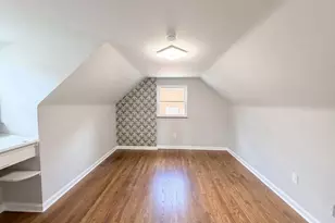 577 Lowell Ave, Cincinnati, OH 45220 - Photo 11
