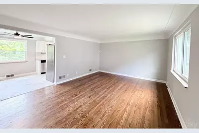 577 Lowell Avenue, Cincinnati, OH 45220 - Photo 5