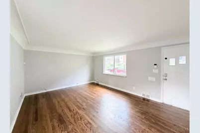 577 Lowell Avenue, Cincinnati, OH 45220 - Photo 3