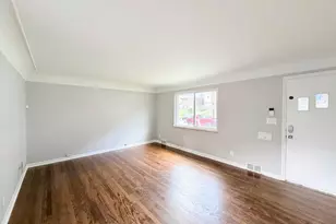 577 Lowell Ave, Cincinnati, OH 45220 - Photo 3