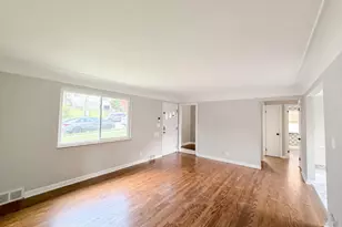 577 Lowell Ave, Cincinnati, OH 45220 - Photo 9