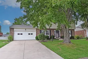 8616 Linderwood Ln, Anderson Township, OH 45255 - Photo 3