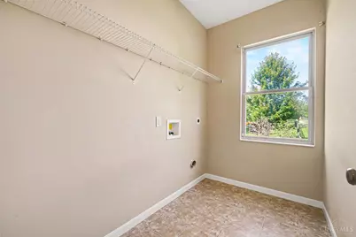 6176 Spires Drive, Miami Township, OH 45140 - Photo 7