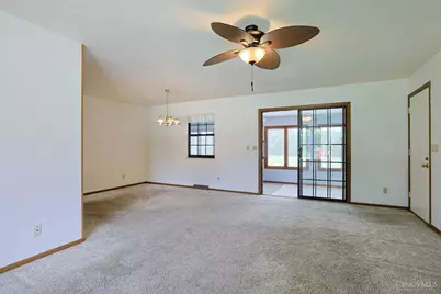 3410 Carol Ann Lane, Middletown, OH 45044 - Photo 7