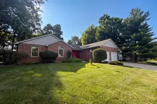2129 Greenpine Dr, Springfield Township, OH 45231 - Photo 19