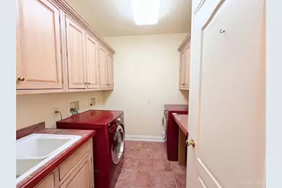 7087 Bridgetown Road, Green Township, OH 45248 - Photo 27
