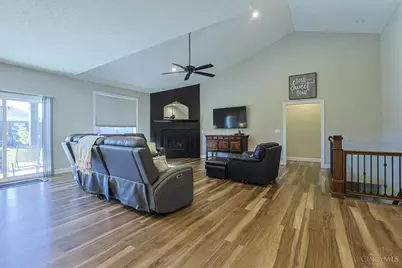139 Wolf Creek Court, Carlisle, OH 45005 - Photo 5