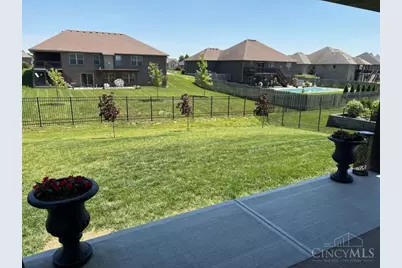 139 Wolf Creek Court, Carlisle, OH 45005 - Photo 7