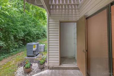 7268 E Galbraith Road #A, Sycamore Township, OH 45243 - Photo 41