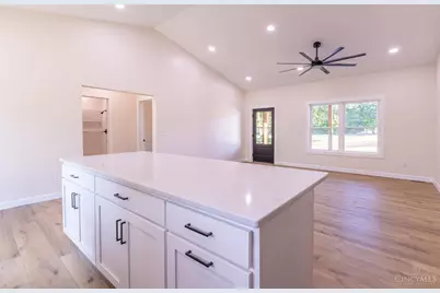 560 W Fourth Street, Seaman, OH 45679 - Photo 17