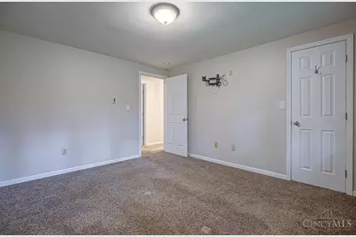 10522 S St Rt 48, Hamilton Township, OH 45140 - Photo 7