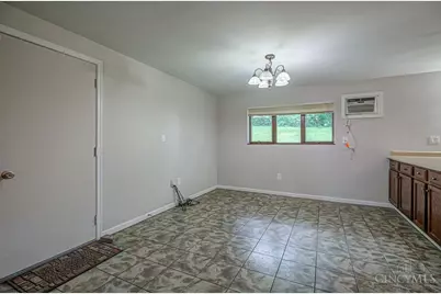 10522 S St Rt 48, Hamilton Township, OH 45140 - Photo 17