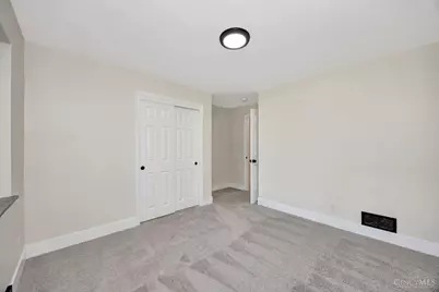 9431 Rockport Drive, Springfield Township, OH 45231 - Photo 23