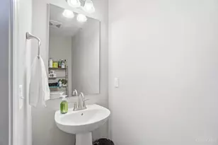 2224 Pine Valley Dr, Hamilton, OH 45013 - Photo 17