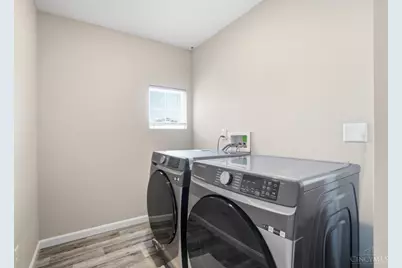 2224 Pine Valley Drive, Hamilton, OH 45013 - Photo 35