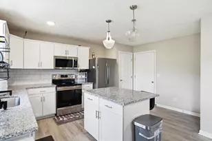 2224 Pine Valley Dr, Hamilton, OH 45013 - Photo 13
