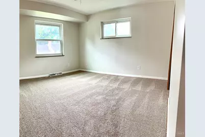 1074 Eastgate, Springfield Township, OH 45231 - Photo 11