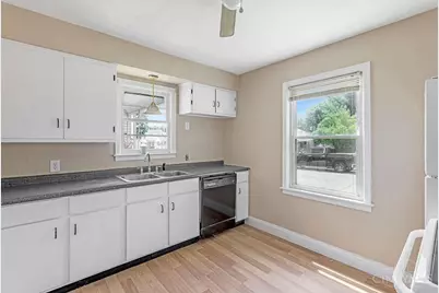 1026 Goodman, Hamilton, OH 45013 - Photo 5