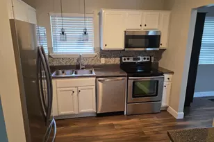 5572 Creekwood Cir, West Chester, OH 45069 - Photo 3