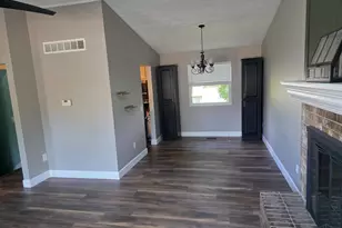 5572 Creekwood Cir, West Chester, OH 45069 - Photo 9