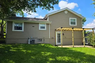 5572 Creekwood Cir, West Chester, OH 45069 - Photo 21