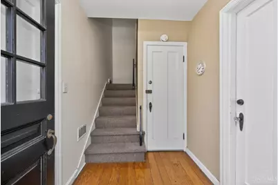 3333 S Sterling Way, Cincinnati, OH 45209 - Photo 3