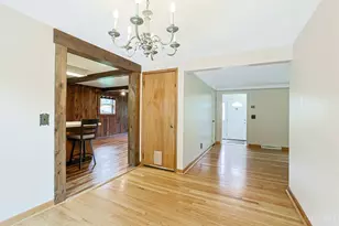 473 Breezy Ln, Union Township, OH 45244 - Photo 11
