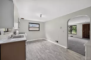 500 Fairbanks Ave, Cincinnati, OH 45205 - Photo 15