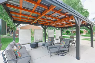 701 Ashford Ct, Springfield Township, OH 45231 - Photo 51