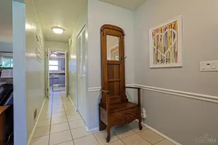 701 Ashford Ct, Springfield Township, OH 45231 - Photo 5