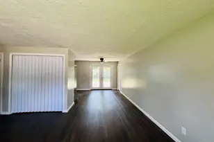 287 Shaker Ct, Delhi Township, OH 45238 - Photo 3