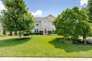 2135 Wedgewood Dr, Beavercreek, OH 45434 - Photo 9