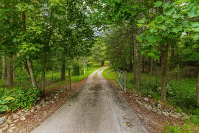 1237 Black Hollow Road, Peebles, OH 45660 - Photo 5