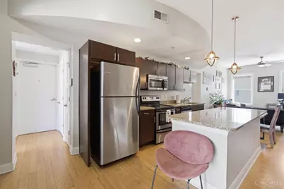 1338 Vine Street, Cincinnati, OH 45202 - Photo 3