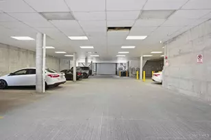 1338 Vine St, Cincinnati, OH 45202 - Photo 31