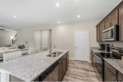 3232 Shadow Ridge Court, Hamilton Township, OH 45152 - Photo 13