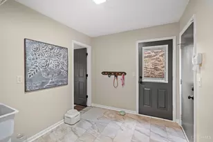 7711 Kennedy Ln, Sycamore Township, OH 45242 - Photo 21