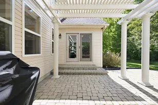 110 Turf View Ct, Monroe, OH 45050 - Photo 7